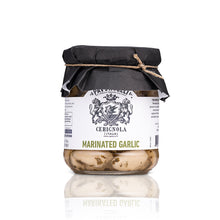 Load image into Gallery viewer, Marinated Garlic (7.05 oz | 200 g)
